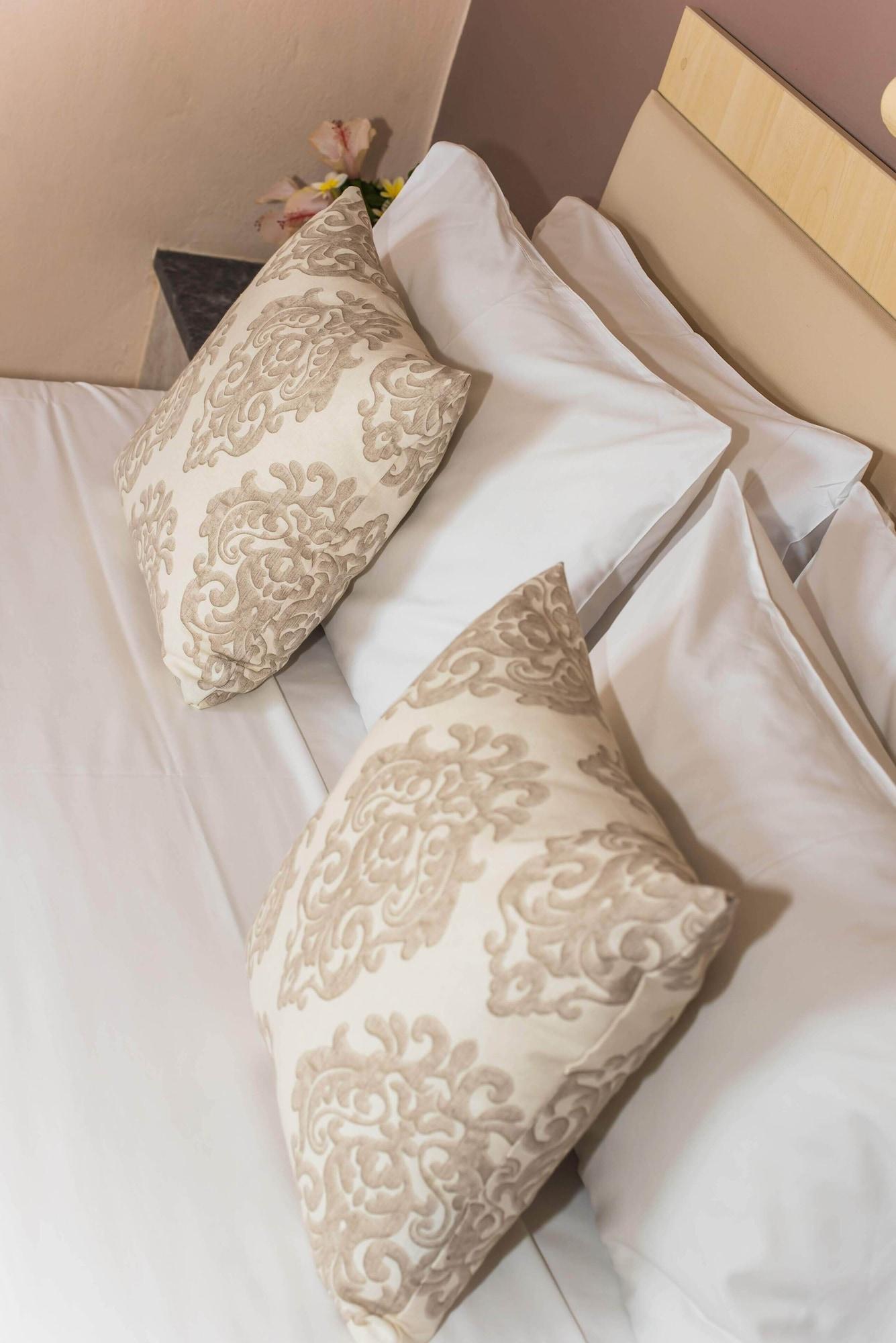 הרסוניסוס Aspro Hotel מראה חיצוני תמונה
