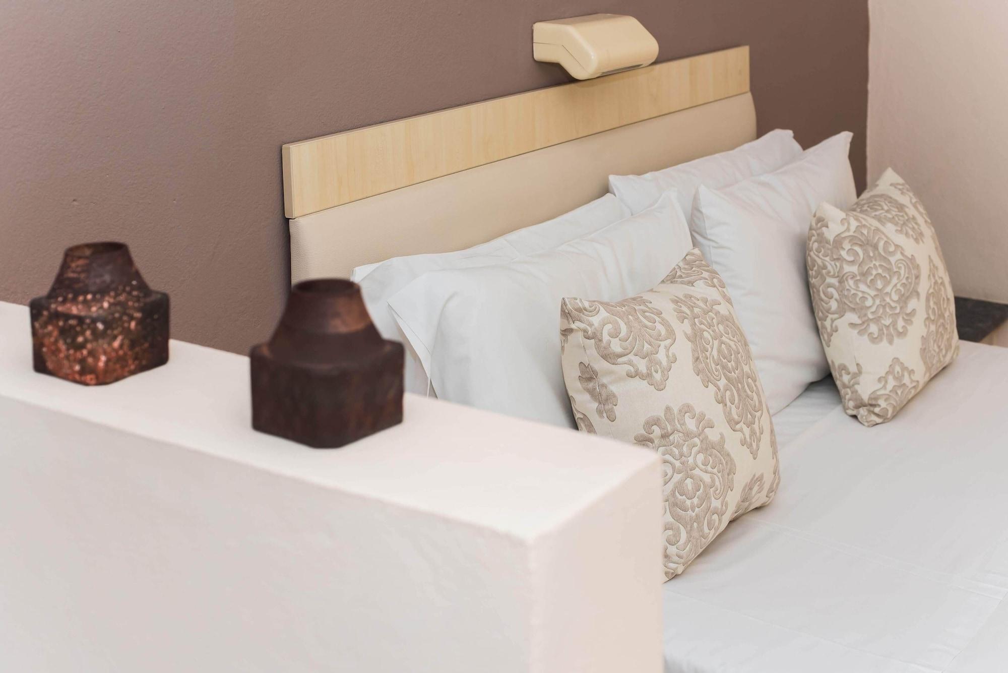 הרסוניסוס Aspro Hotel מראה חיצוני תמונה