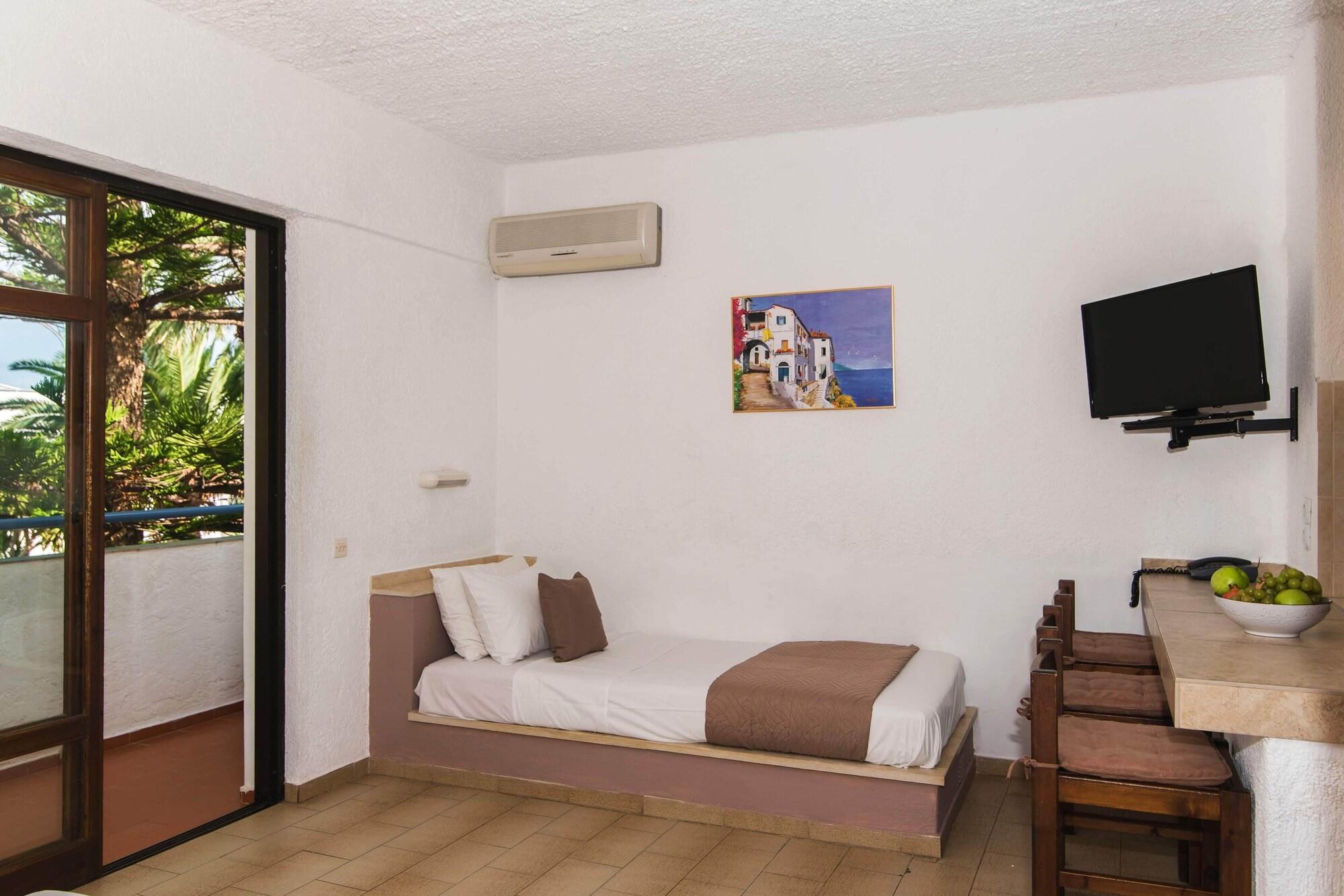 הרסוניסוס Aspro Hotel מראה חיצוני תמונה