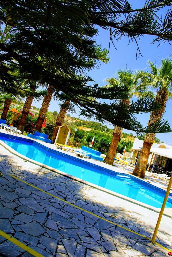הרסוניסוס Aspro Hotel מראה חיצוני תמונה